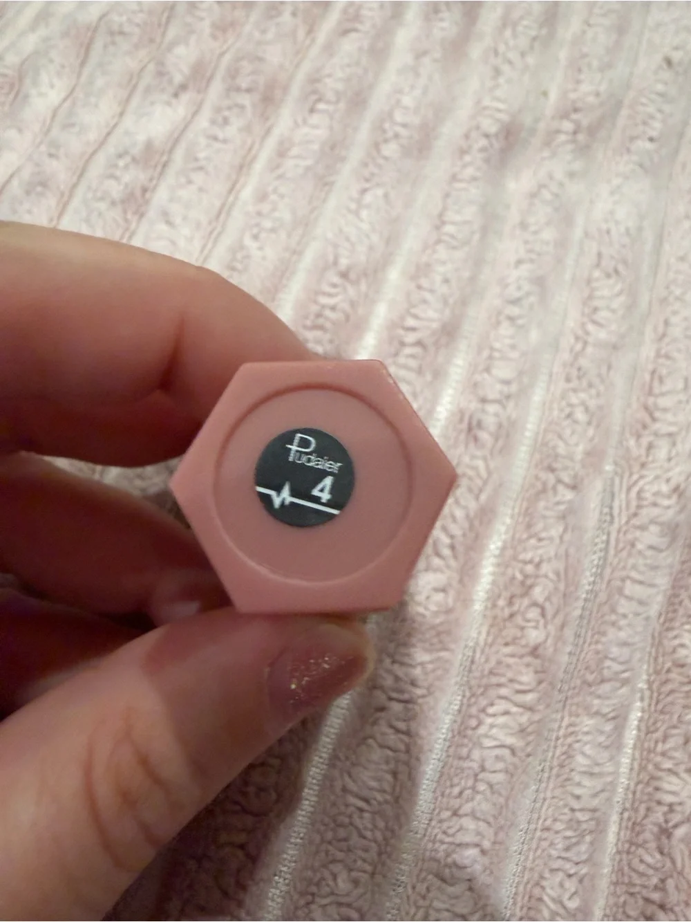 Creamy Liquid Lipstick – Soft Pink 04